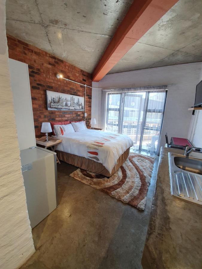 Kaleaba House In Vibey Maboneng Precint Apartment Johannesburg Exterior photo
