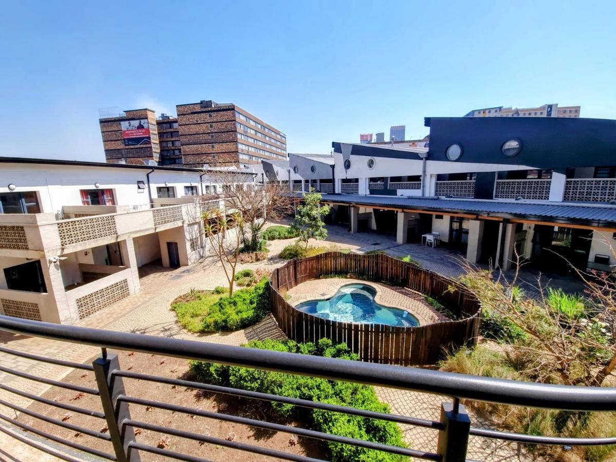 Kaleaba House In Vibey Maboneng Precint Apartment Johannesburg Exterior photo